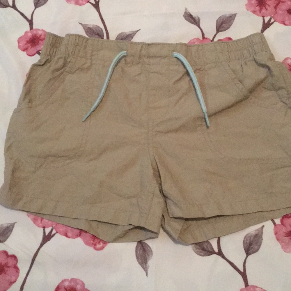 Khaki Old Navy shorts
